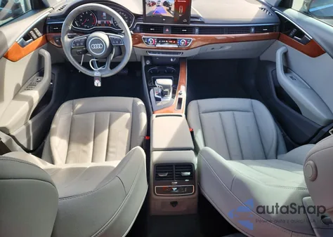 2020 Audi A4 Premium z USA, uszkodzony, nr VIN WAUGMAF46LA064025